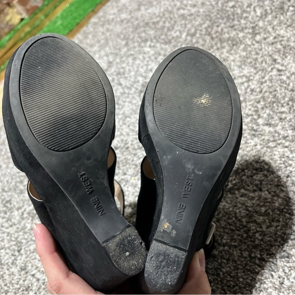NINE WEST  SIZE 7 BLACK FAUX SUEDE OPEN TOE WEDGES PLATFORM SHOES- See Note - Picture 7 of 12